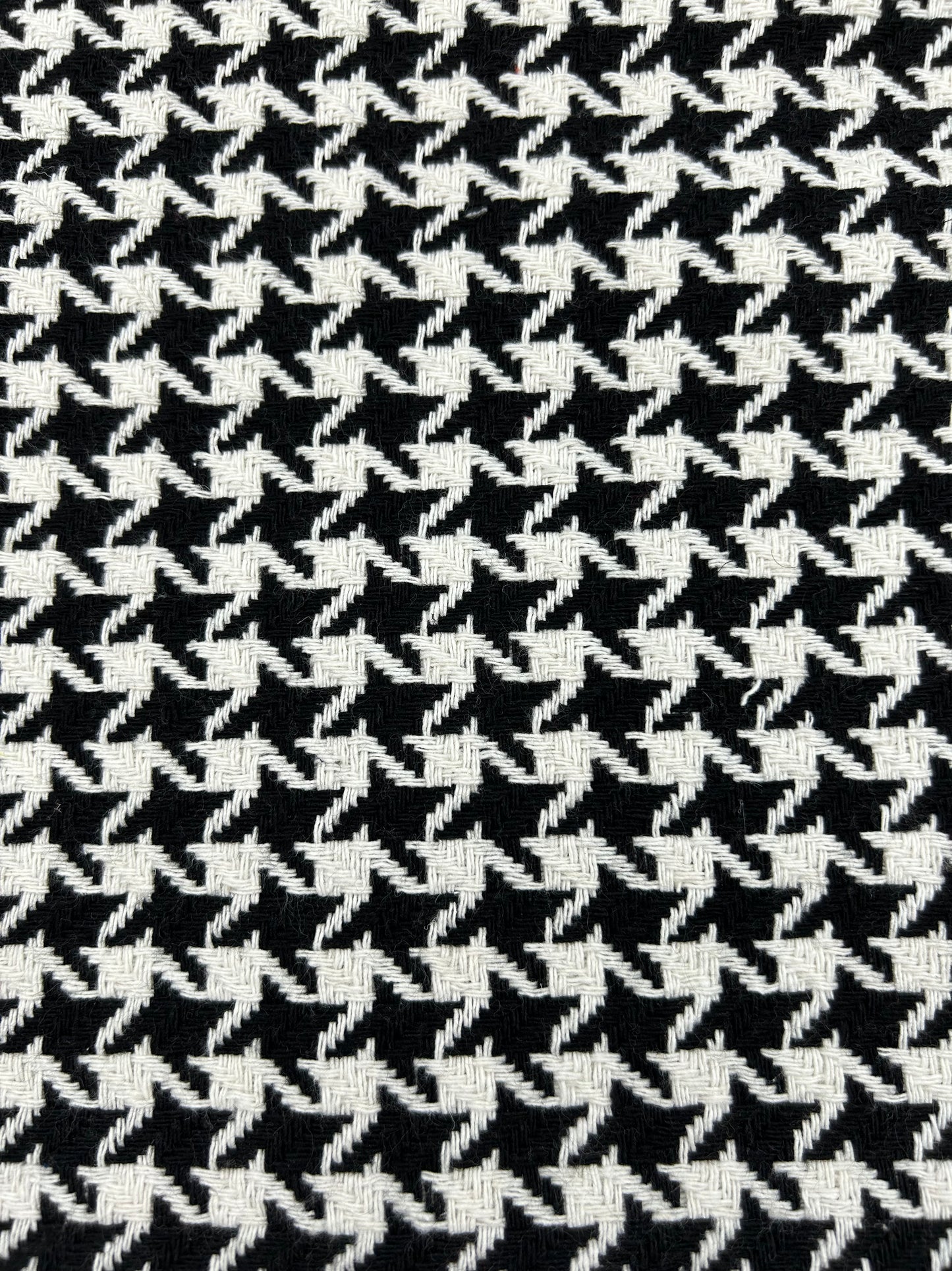 Kaşe Kumaş Kazayağı - Siyah-Beyaz