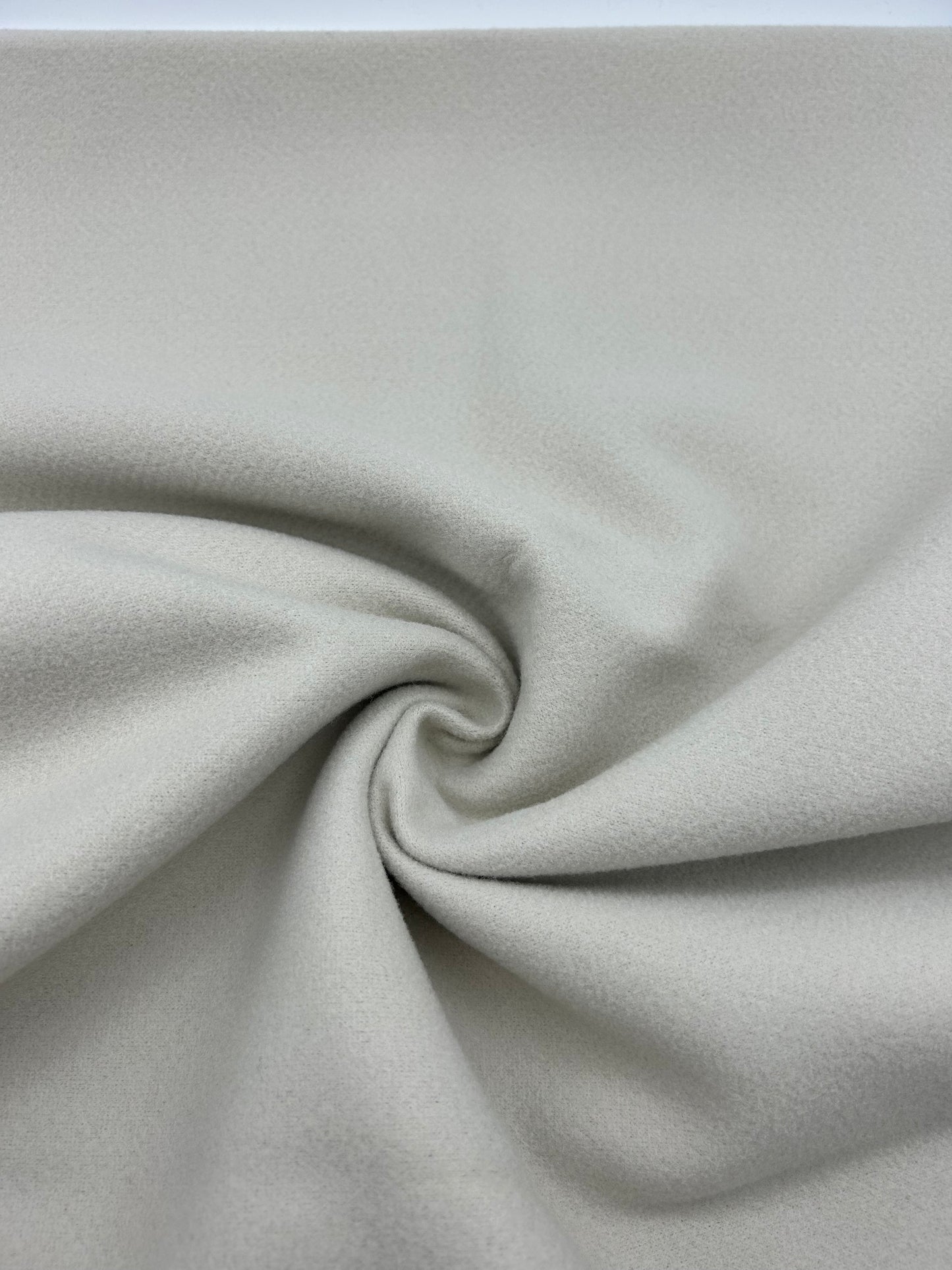 Premium Kalite Kaşe - Taş