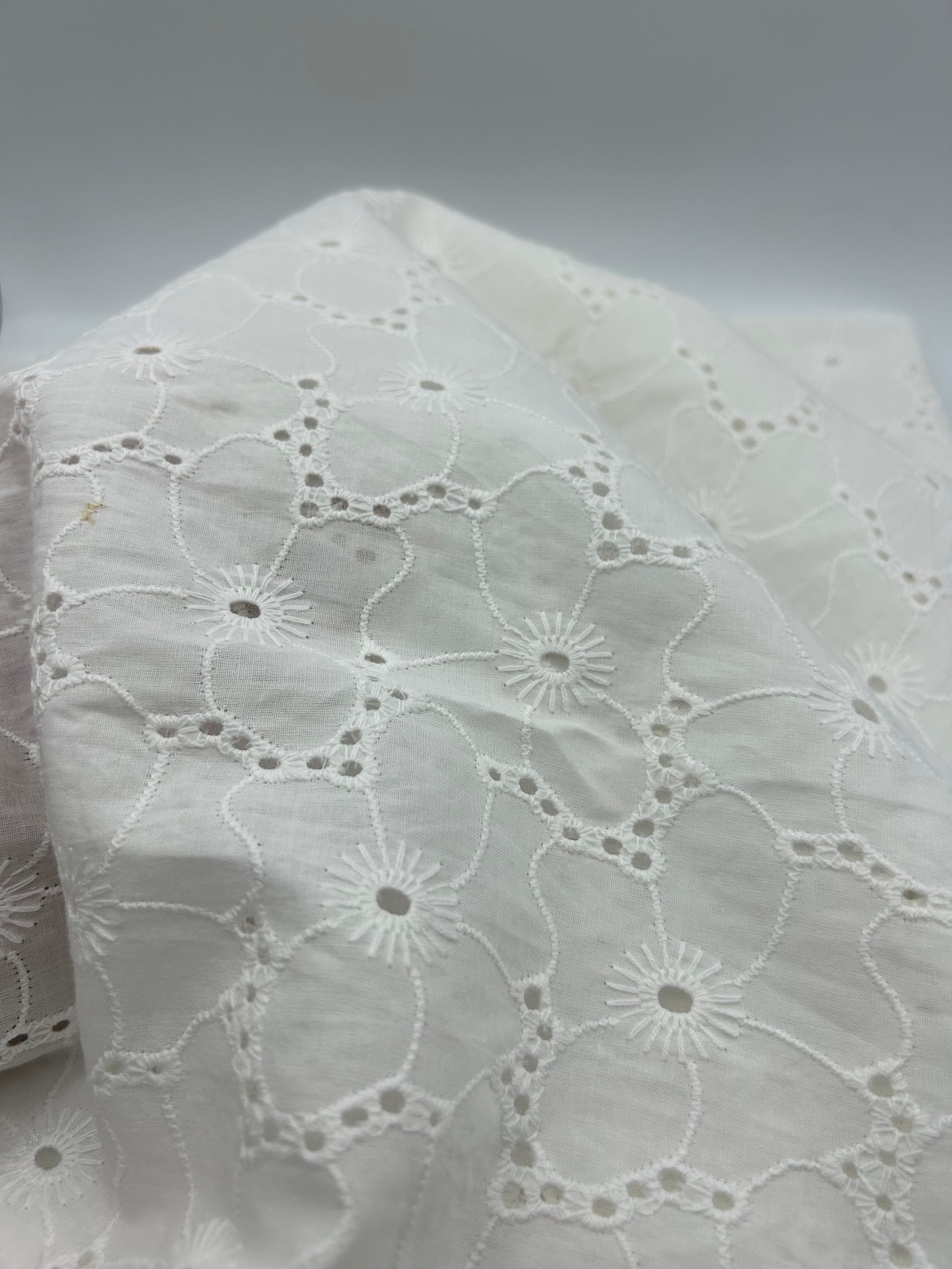 %100 Pamuk Brode Fisto - Ekru