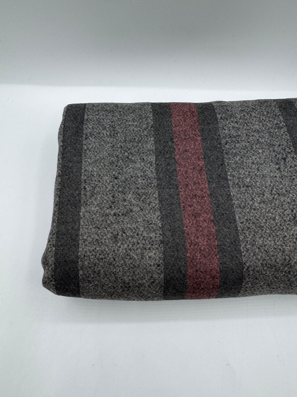 Premium Kalite Kaşe - Çizgili