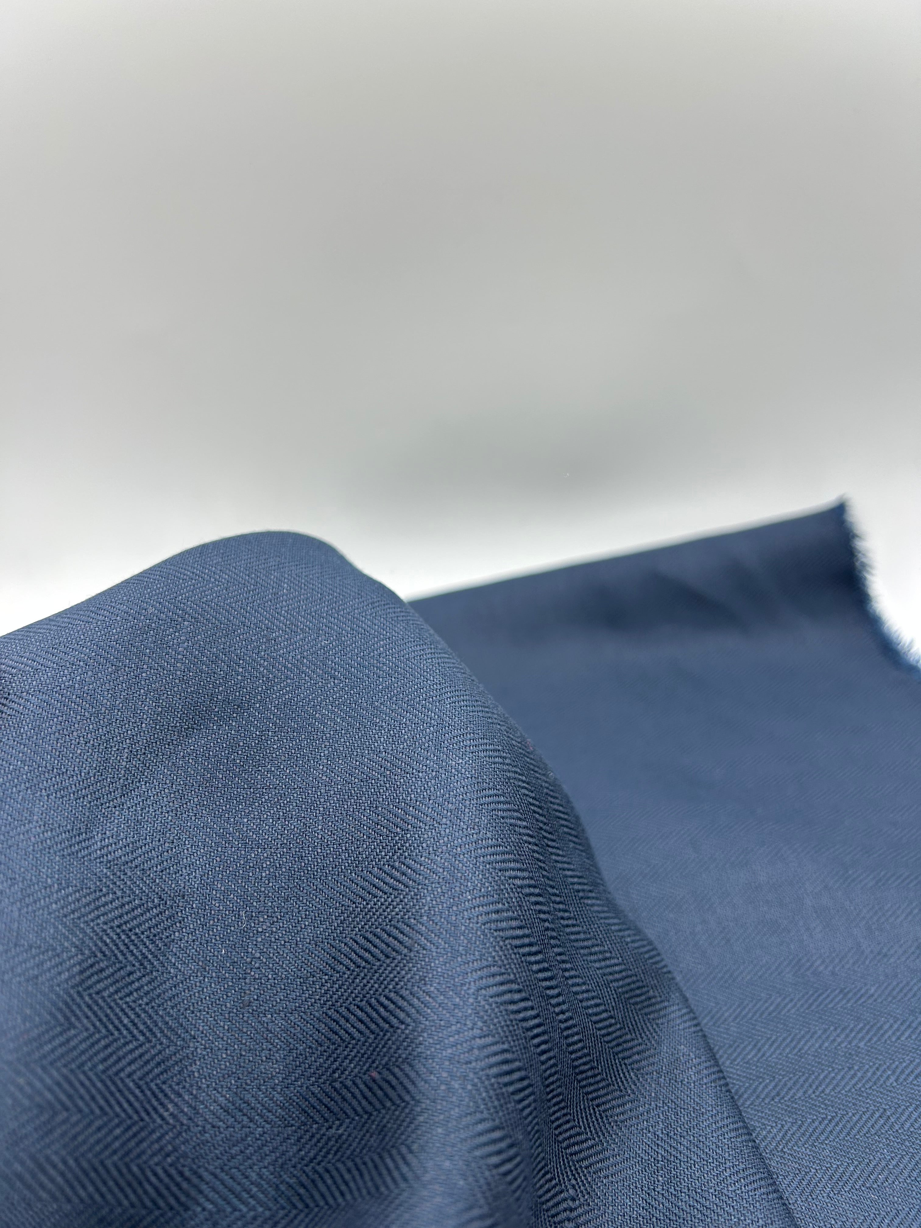 %100 Keten Kumaş Balıksırtı – Lacivert