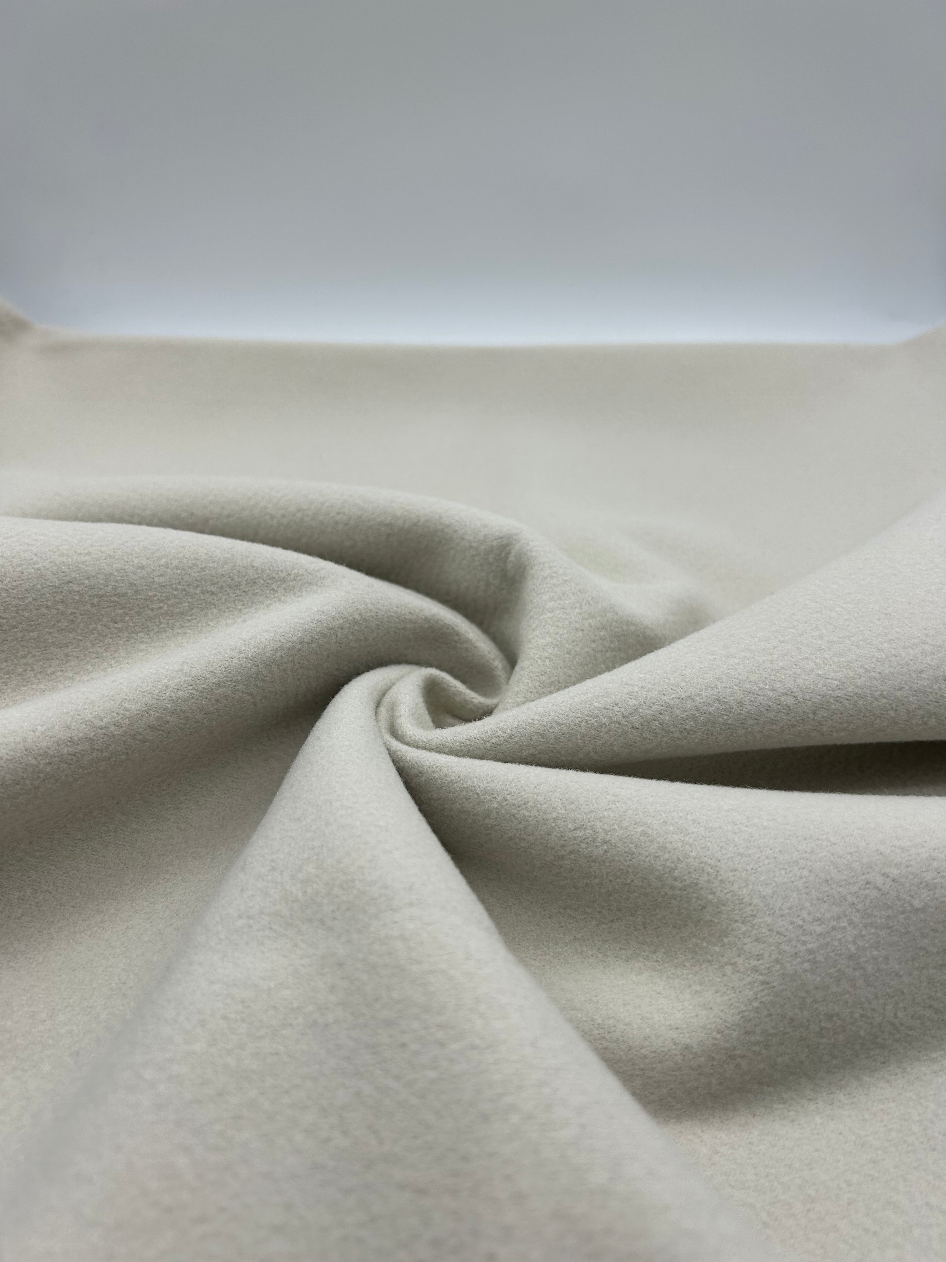 Premium Kalite Kaşe - Taş