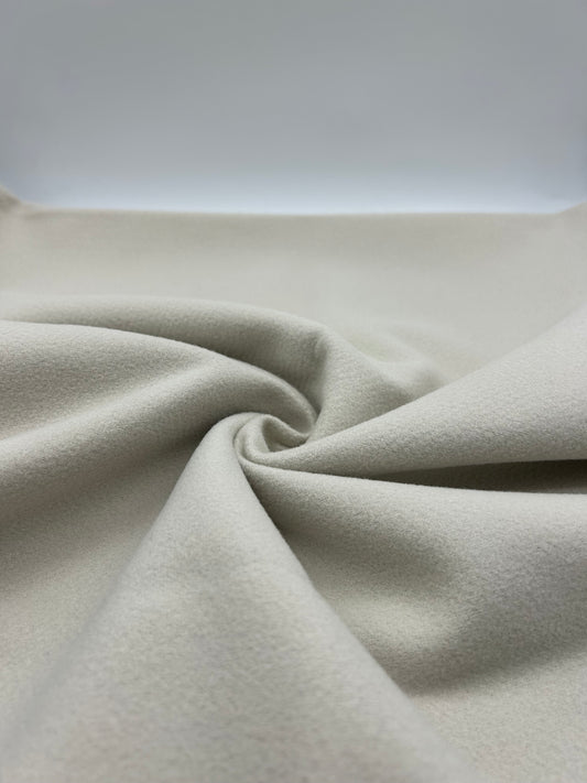 Premium Kalite Kaşe - Taş