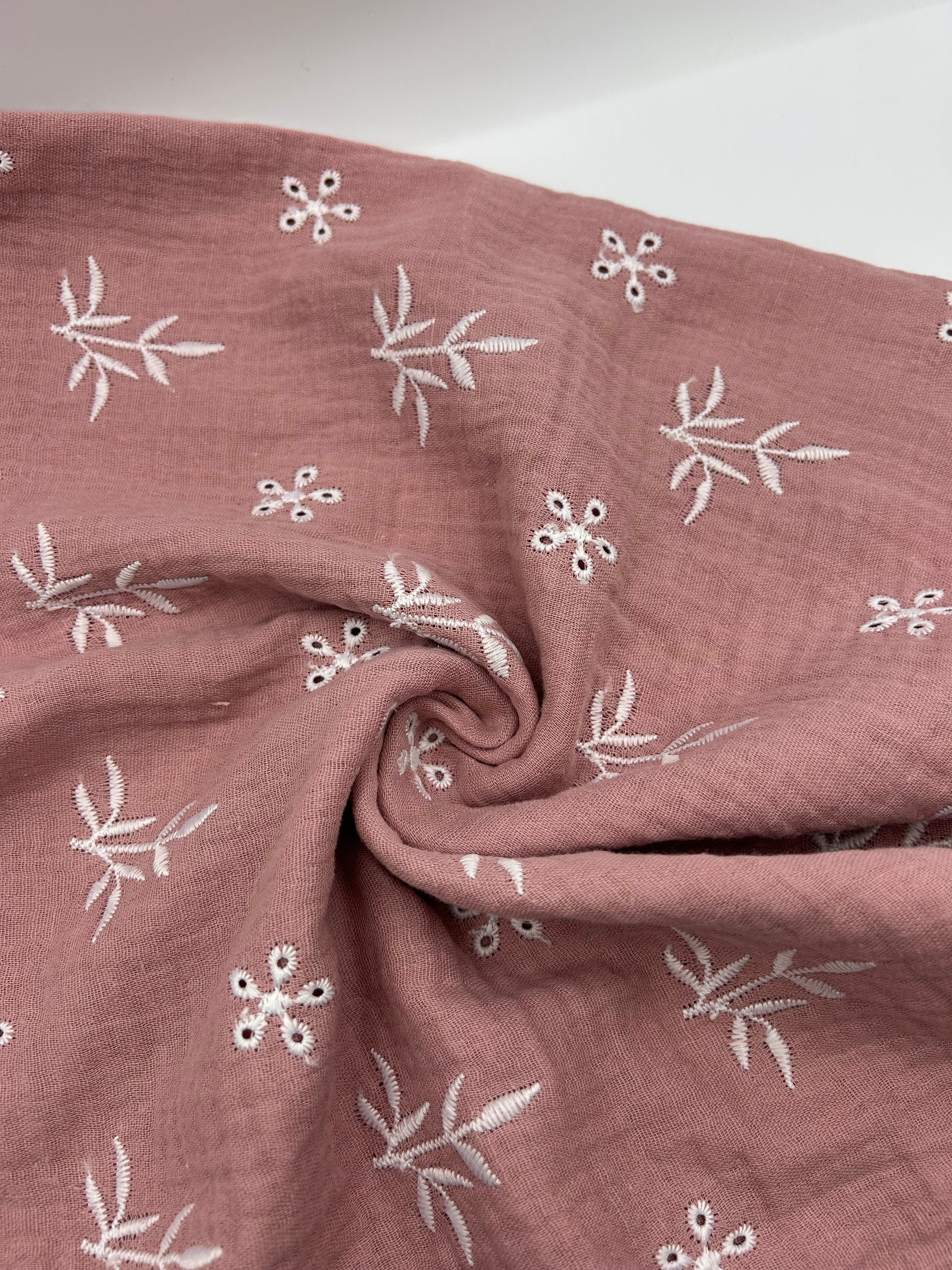 2 Kat Müslin Kumaş - Pudra Nakışlı