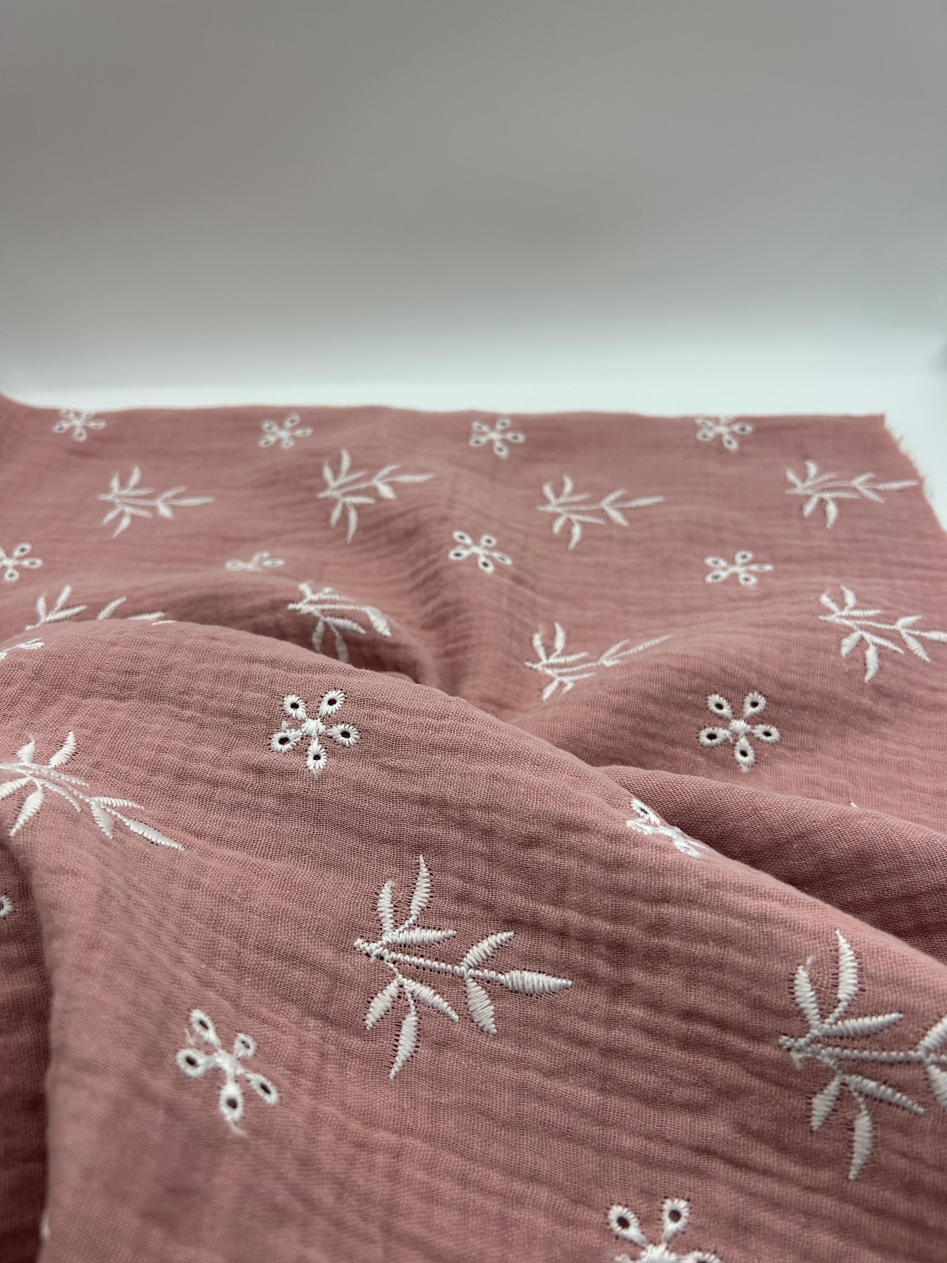 2 Kat Müslin Kumaş - Pudra Nakışlı