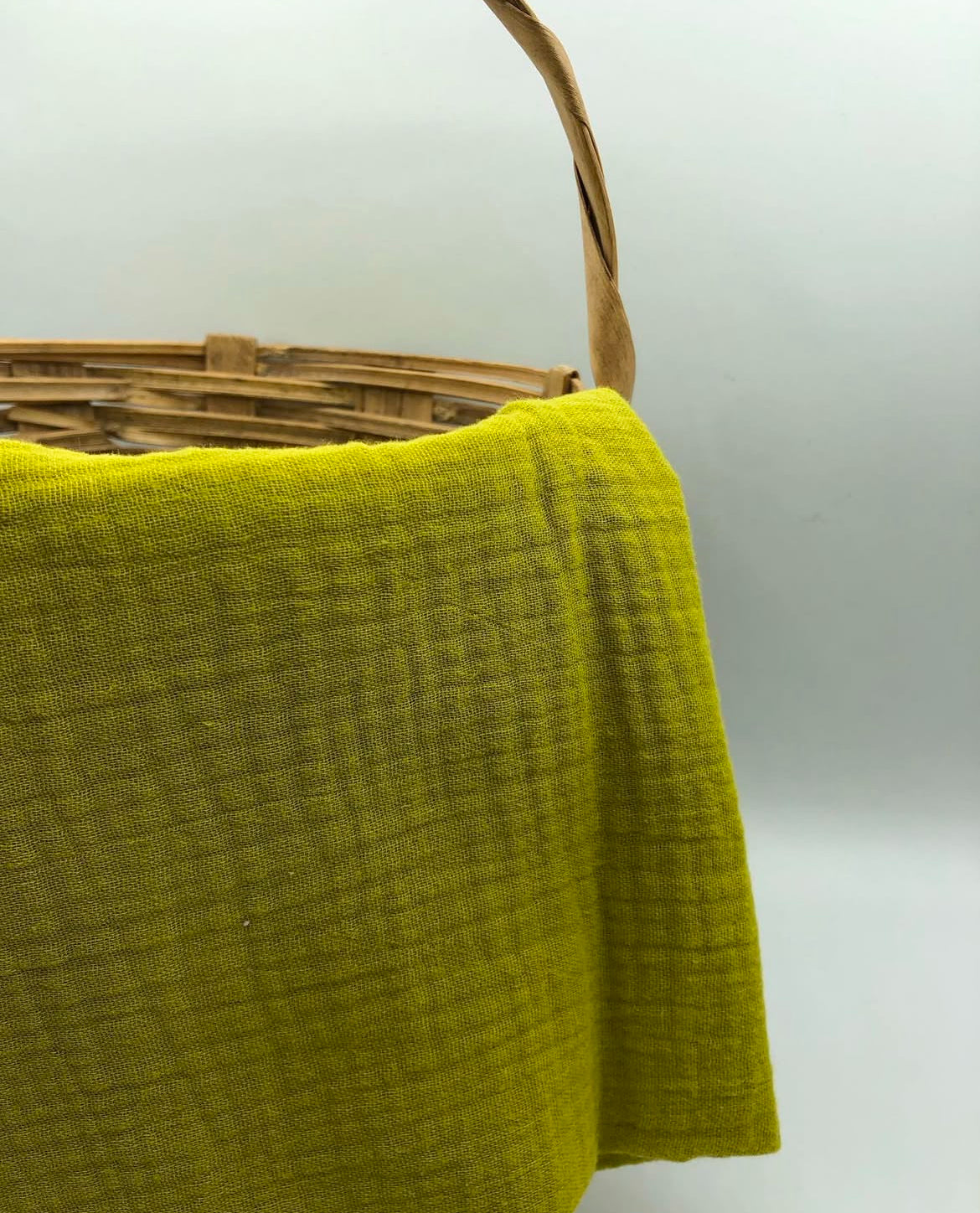 2 Katlı Müslin Kumaş - Yağ Yeşili