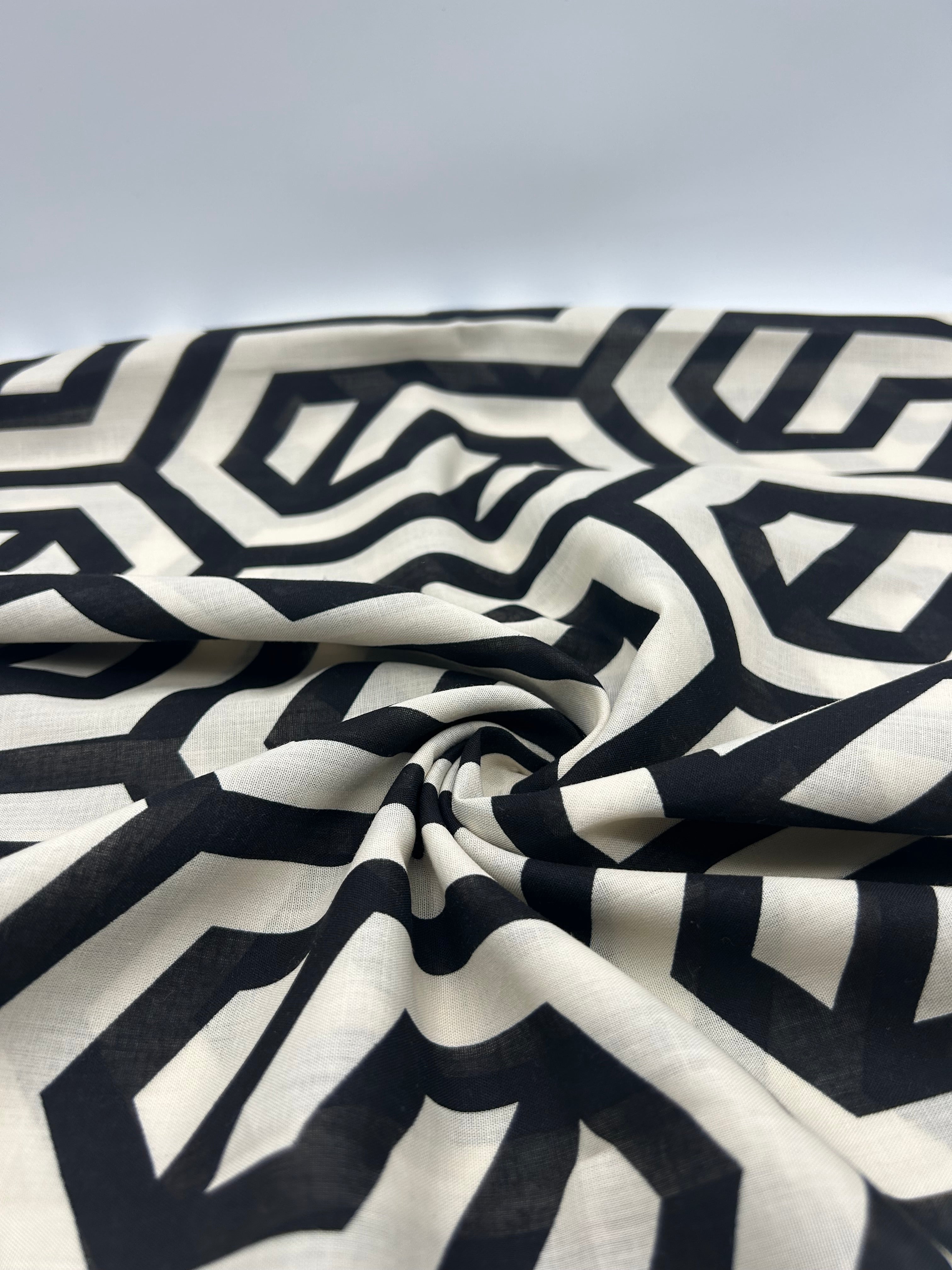 %100 Pamuk Vual Kumaş - Desenli