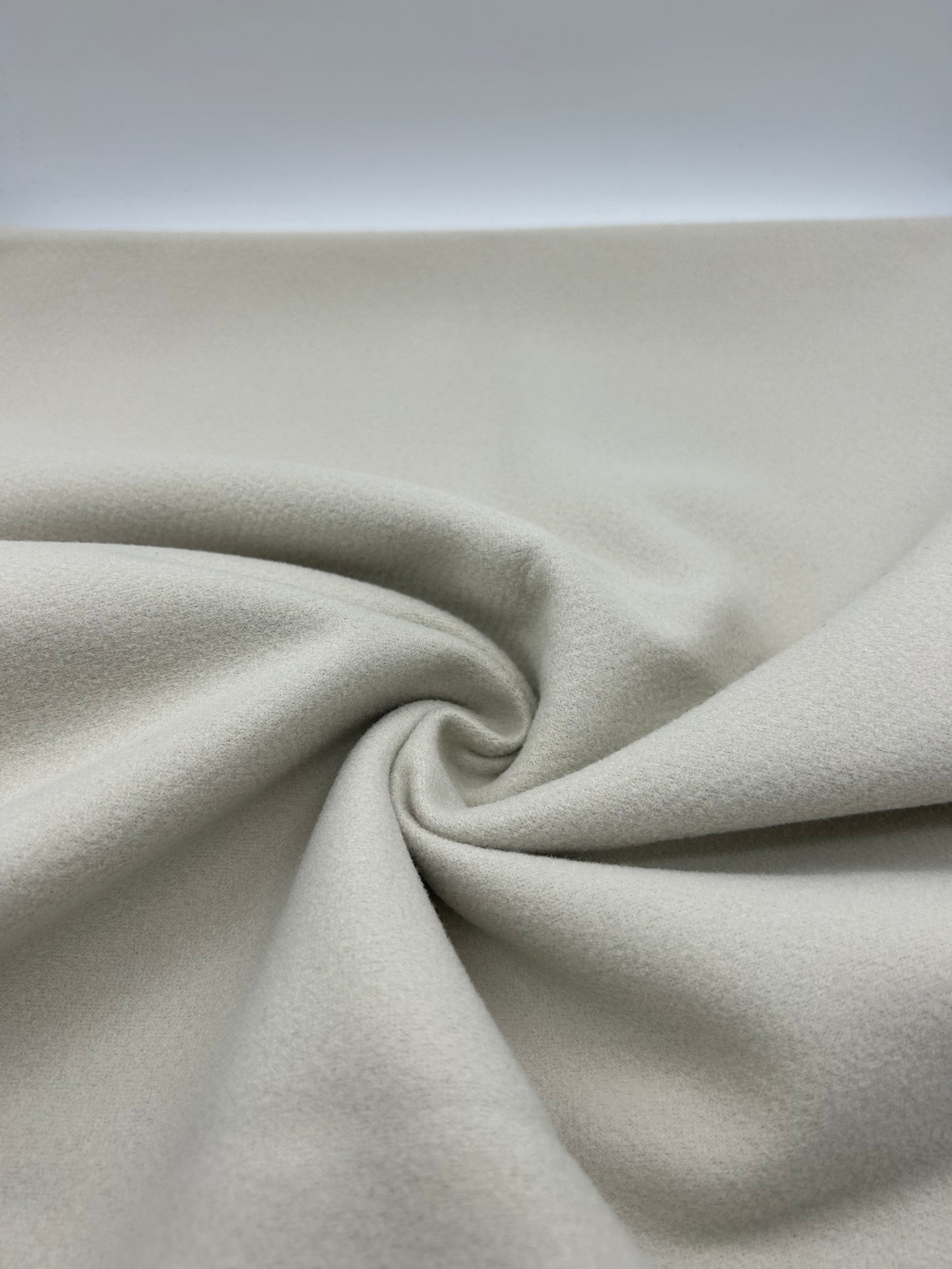 Premium Kalite Kaşe - Taş